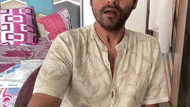 Snapshot of MakeMeAwareAah chatting on 25, 10, 2025 MakeMeAwareAah online show from 25, 10, 2025