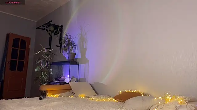 Snapshot of Lin_Cherie chatting on 18, 11, 2025 Lin Cherie online show from 18, 11, 2025