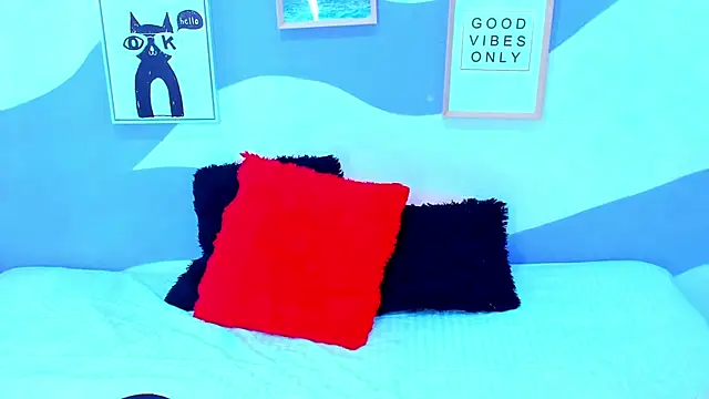 Snapshot of VIOLETA-28 chatting on 28, 11, 2025 VIOLETA-28 online show from 28, 11, 2025