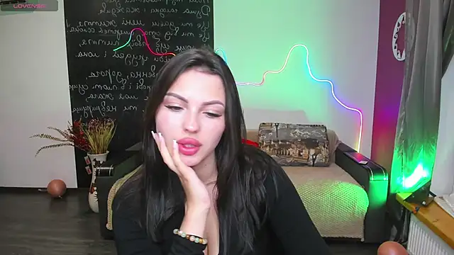 KittyShenson online show from 27, 5, 2026