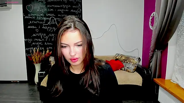 KittyShenson online show from 9, 7, 2026