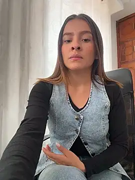 Talia Bonet online show from 27, 3, 2026