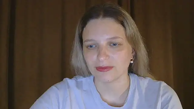 Snapshot of ElisSky301 chatting on 24, 4, 2026 ElisSky301 online show from 24, 4, 2026