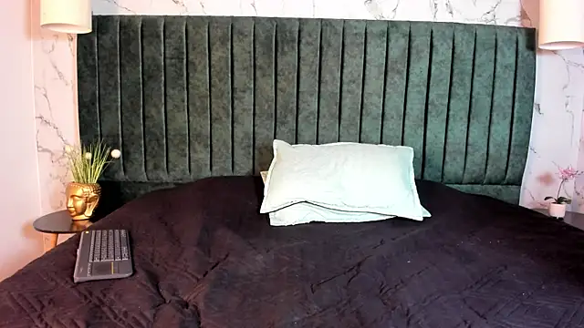 Snapshot of Lil_James chatting on 26, 11, 2025 Lil James online show from 26, 11, 2025