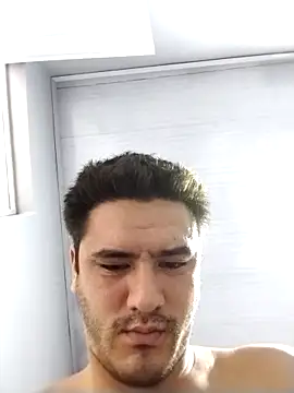 Snapshot of Yone03 chatting on 9, 11, 2025 Yone03 online show from 9, 11, 2025