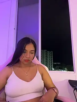 aly nicols online show from 28, 10, 2025