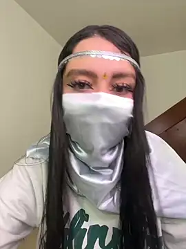 Snapshot of Selena_Roa chatting on 2, 12, 2025 Selena Roa online show from 2, 12, 2025