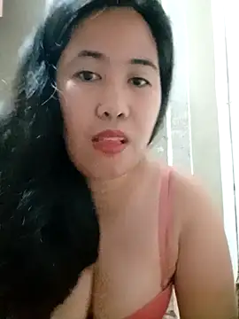 Creamy Pussycat28 online show from 22, 11, 2025