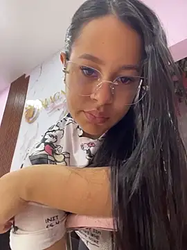 PaulaCruz01 online show from 7, 2, 2026