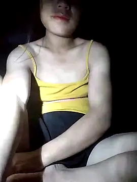 Snapshot of Yumi_sexyy chatting on 4, 11, 2025 Yumi sexyy online show from 4, 11, 2025