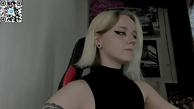 Holy Mistress S online show from 10, 7, 2026