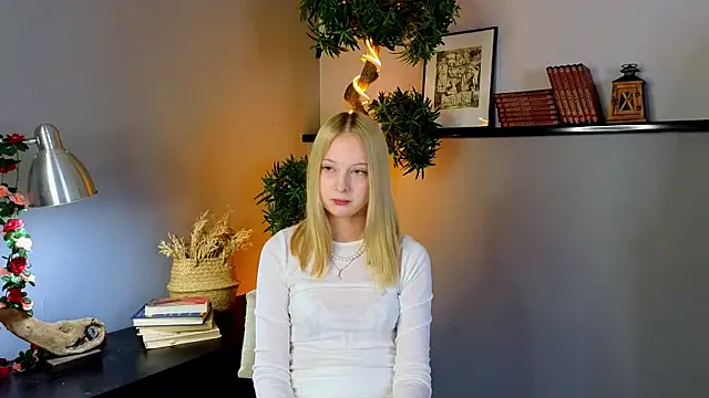 YungLyssy online show from 2, 11, 2025