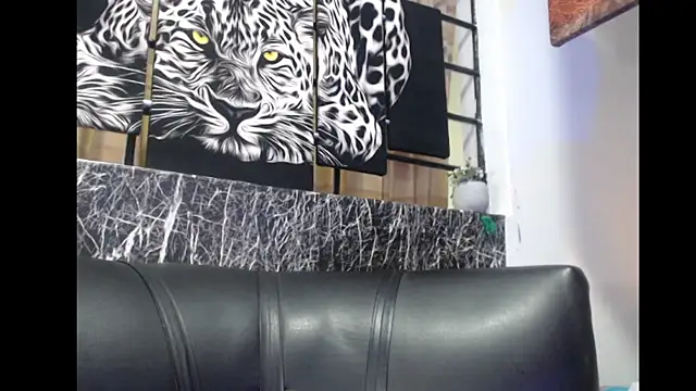 Snapshot of Debora_Cienfuegos25 chatting on 23, 12, 2025 Debora Cienfuegos25 online show from 23, 12, 2025