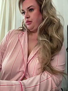 Snapshot of Scottish_Milf_Bella_xo chatting on 19, 1, 2026 Scottish Milf Bella xo online show from 19, 1, 2026