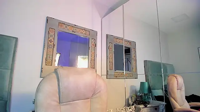 Snapshot of Mr_Strike chatting on 13, 12, 2025 Mr Strike online show from 13, 12, 2025