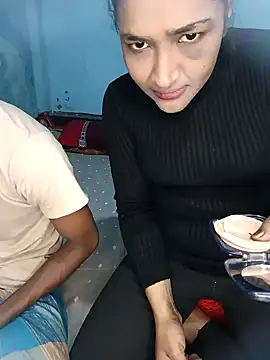 CoupleShow 432 online show from 21, 11, 2025