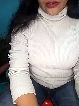 CoupleShow 432 online show from 24, 11, 2025