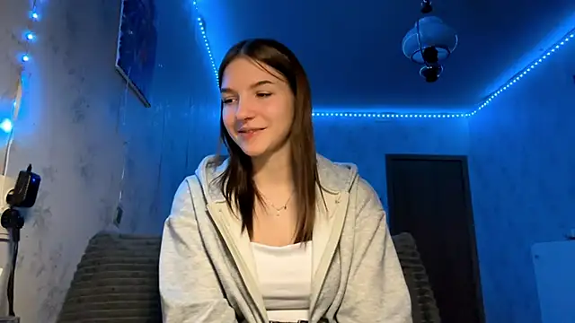 Snapshot of Beauty_miIa chatting on 29, 10, 2025 Beauty miIa online show from 29, 10, 2025