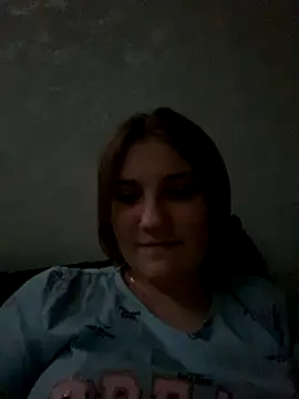 Snapshot of Emily_Sweety__ chatting on 21, 10, 2025 Emily Sweety   online show from 21, 10, 2025