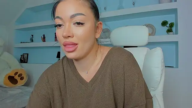 Snapshot of juliexxx chatting on 6, 11, 2025 juliexxx online show from 6, 11, 2025