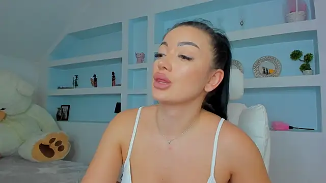 Snapshot of juliexxx chatting on 9, 11, 2025 juliexxx online show from 9, 11, 2025