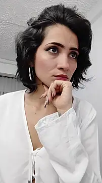 Snapshot of chloehanna chatting on 13, 11, 2025 chloehanna online show from 13, 11, 2025