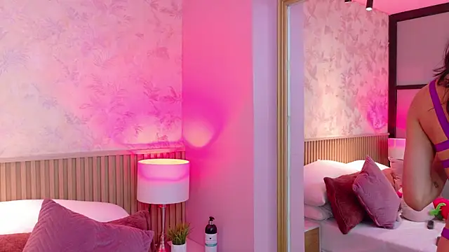 AdelineJhones online show from 8, 3, 2026