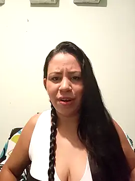 LeilaTaylor online show from 14, 11, 2025