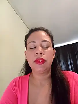 Snapshot of LeilaTaylor chatting on 3, 2, 2026 LeilaTaylor online show from 3, 2, 2026