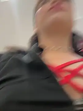 LisaMartinez34 online show from 19, 11, 2025