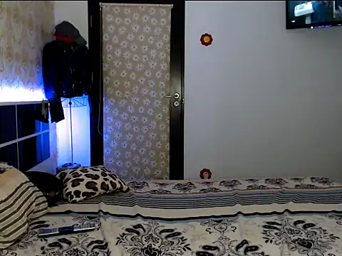 Amiaax online show from 16, 12, 2025