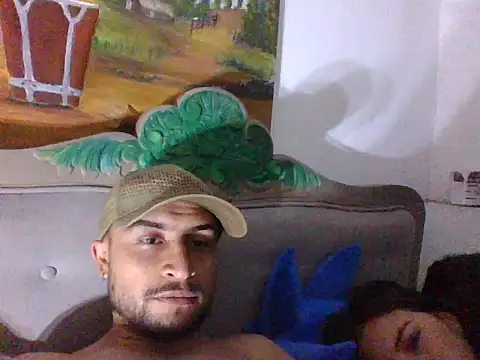 Snapshot of Alejos2025 chatting on 23, 10, 2025 Alejos2025 online show from 23, 10, 2025