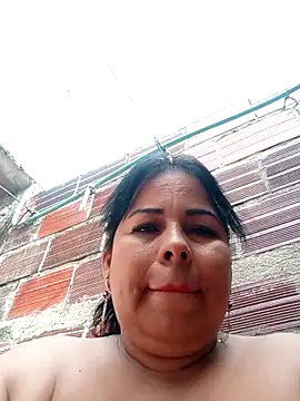 Snapshot of mother2-divorced chatting on 25, 4, 2026 mother2-divorced online show from 25, 4, 2026