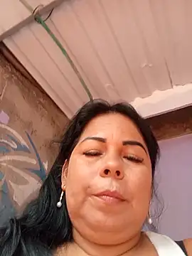 Snapshot of mother2-divorced chatting on 29, 4, 2026 mother2-divorced online show from 29, 4, 2026