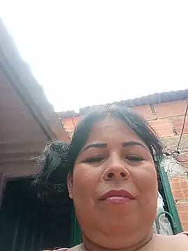 Snapshot of mother2-divorced chatting on 19, 5, 2026 mother2-divorced online show from 19, 5, 2026