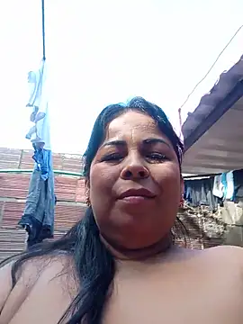 Snapshot of mother2-divorced chatting on 22, 5, 2026 mother2-divorced online show from 22, 5, 2026