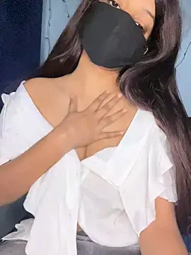 Cute Marina online show from 5, 2, 2026