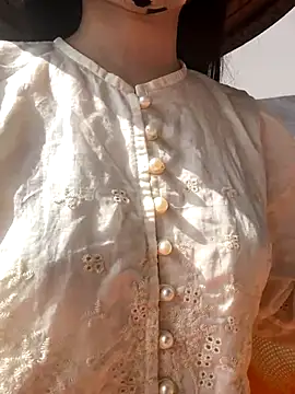 Emily-y online show from 2, 12, 2025