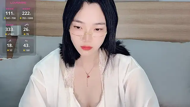 Snapshot of upoo7lt chatting on 7, 1, 2026 upoo7lt online show from 7, 1, 2026