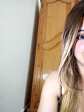 Snapshot of indilasixeey chatting on 19, 4, 2026 indilasixeey online show from 19, 4, 2026