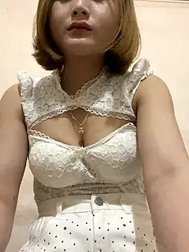 Snapshot of Emma_sexy98 chatting on 31, 10, 2025 Emma sexy98 online show from 31, 10, 2025