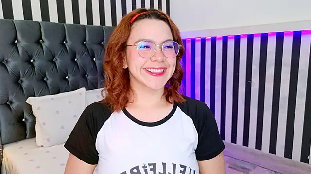 Snapshot of sussiestrawberry chatting on 29, 10, 2025 sussiestrawberry online show from 29, 10, 2025