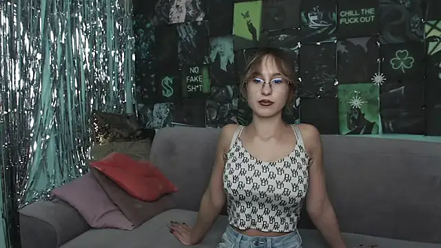 AlishaKellyi online show from 10, 11, 2025