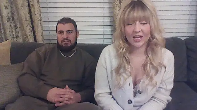 assstrogirl online show from 2, 12, 2025