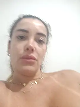 Snapshot of DESIRIE0609 chatting on 1, 11, 2025 DESIRIE0609 online show from 1, 11, 2025