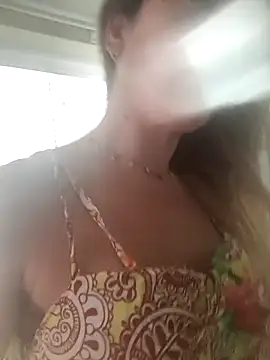 Snapshot of DESIRIE0609 chatting on 17, 11, 2025 DESIRIE0609 online show from 17, 11, 2025