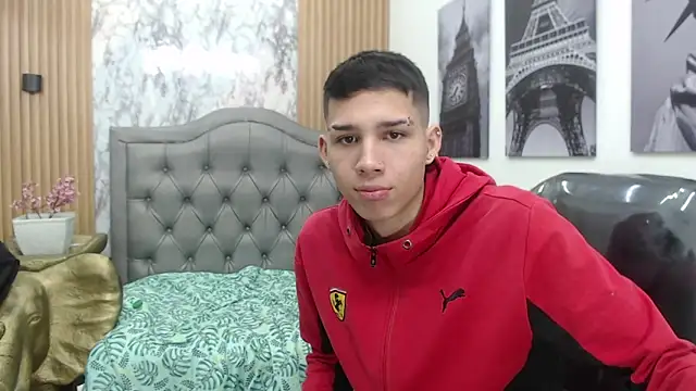 Snapshot of paul_ponce chatting on 2, 12, 2025 paul ponce online show from 2, 12, 2025