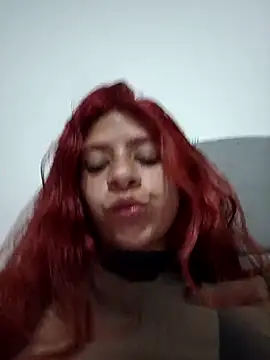 Snapshot of Lunatemptress4 chatting on 14, 12, 2025 Lunatemptress4 online show from 14, 12, 2025