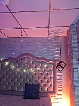 Roxanne Han online show from 23, 2, 2026