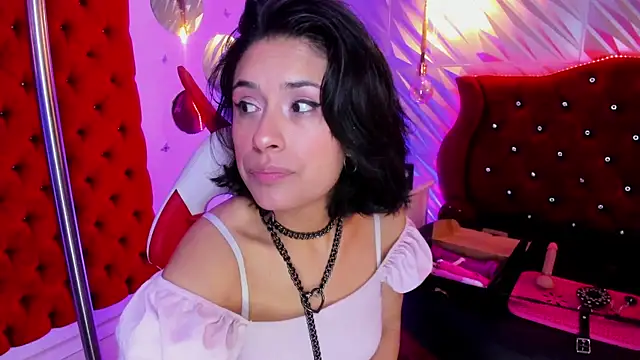 Roxanne Han online show from 25, 5, 2026